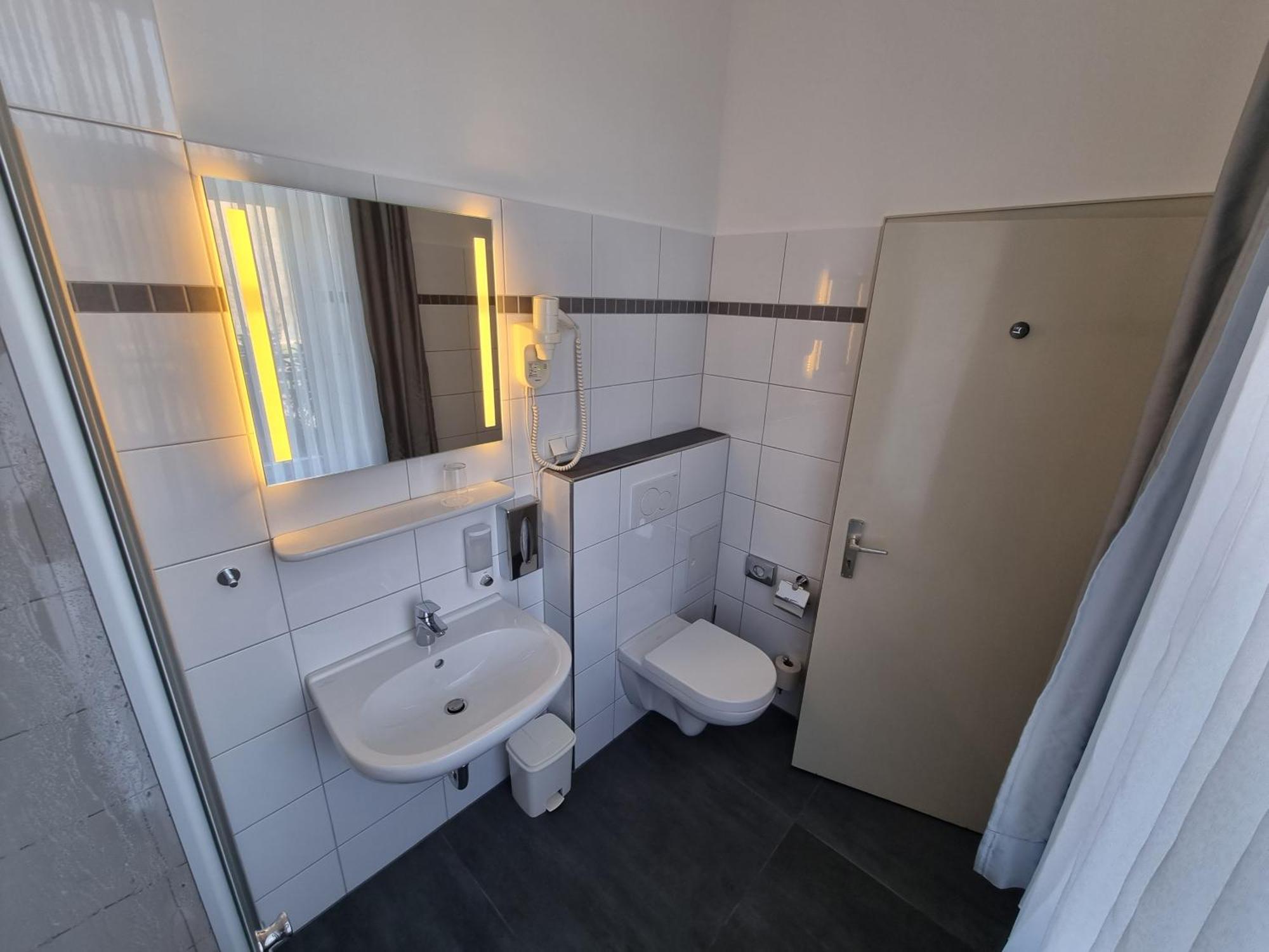 Hotel Zum Anker Andernach Rum bild